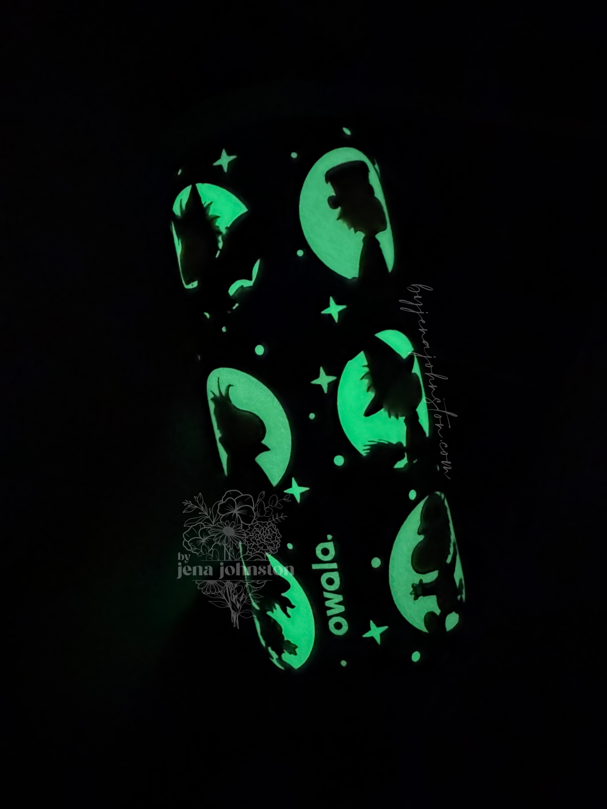Woodstock Halloween - glow in the dark
