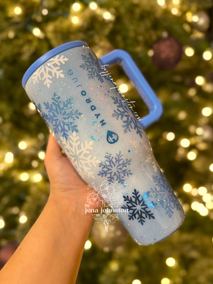 32oz Snowflakes on Light Blue HydroJug